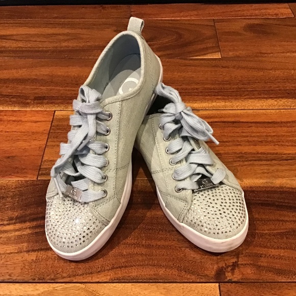 G by Guess Matrix Low Top Sneaker - Picture 2 of 6